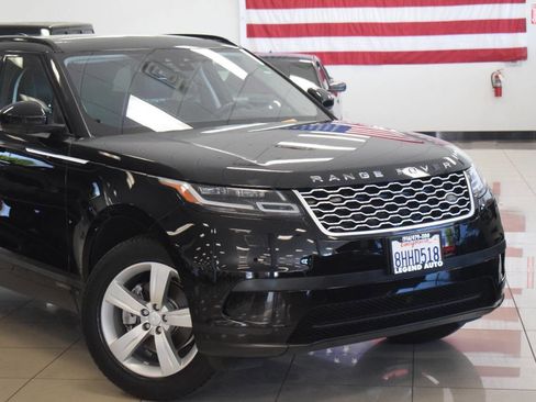 Used 2018 Land Rover Range Rover Velar S AWD/4WD image 4