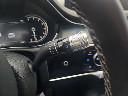 Used 2025 Genesis GV70 3.5T Sport w/ Sport Advanced Package image 23