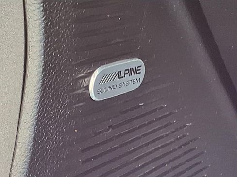 Used 2023 Dodge Challenger GT image 17