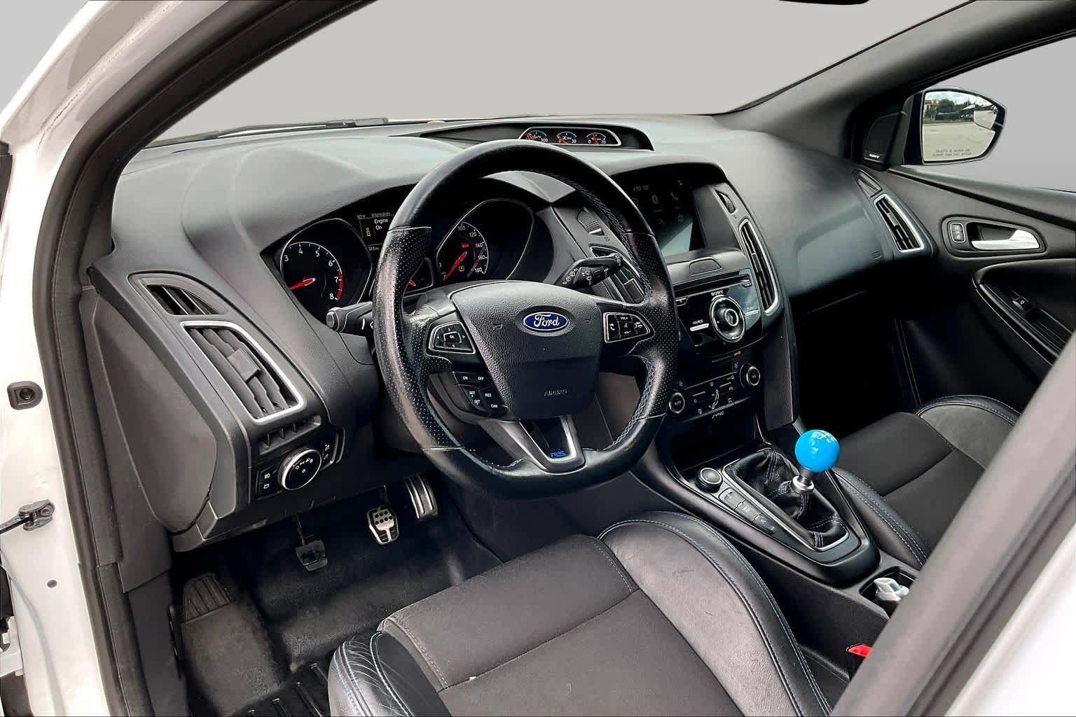 Used 2017 Ford Focus RS AWD/4WD image 16