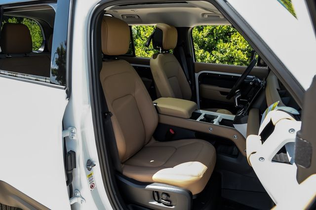 New 2026 Land Rover Defender 110 S AWD/4WD image 45