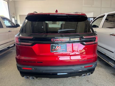 Used 2024 GMC Acadia Elevation w/ Black Edition AWD/4WD image 6