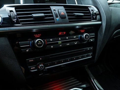 Used 2017 BMW X3 xDrive28i image 18