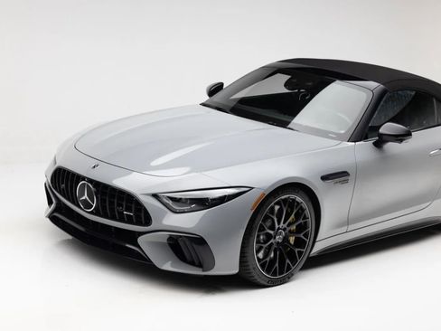 Used 2022 Mercedes-Benz SL 55 AMG 4MATIC image 28