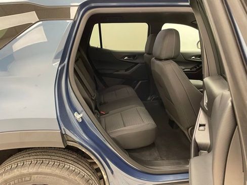 New 2025 Chevrolet Equinox LT image 10