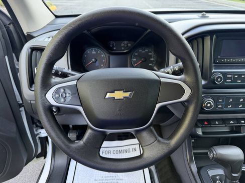 Used 2015 Chevrolet Colorado W/T w/ WT Convenience Package RWD image 18