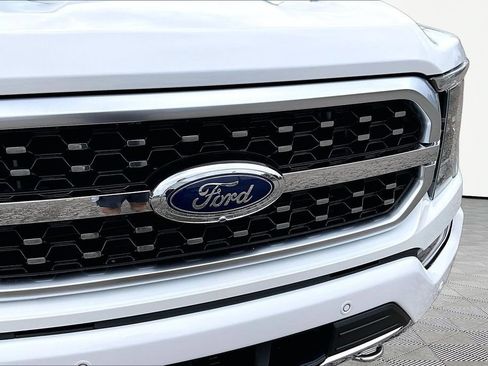 Certified 2022 Ford F150 Platinum w/ Equipment Group 701A High AWD/4WD image 29