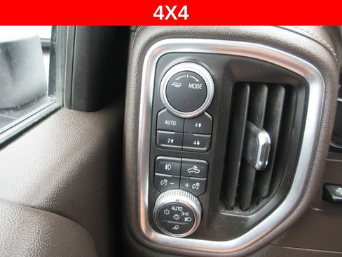 Certified 2020 GMC Sierra 3500 SLT w/ SLT Premium Plus Package AWD/4WD image 34