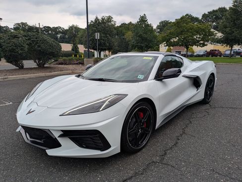 Used 2023 Chevrolet Corvette Stingray Premium Cpe w/ Battery Protection Package RWD image 2