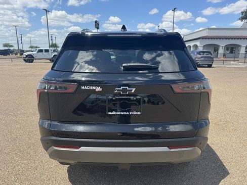 Used 2025 Chevrolet Equinox LT w/ Midnight Edition FWD image 3