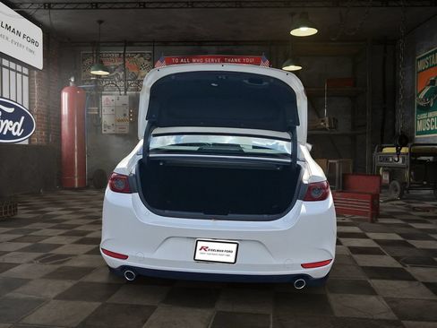 Used 2021 MAZDA MAZDA3 s FWD image 9