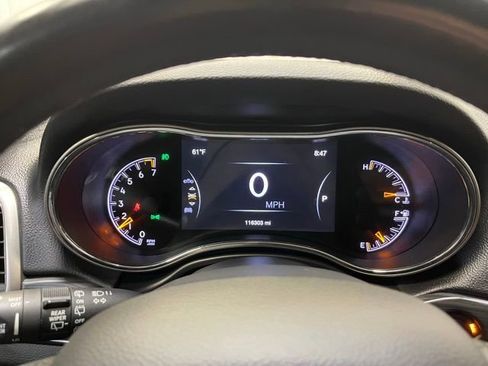 Used 2019 Jeep Grand Cherokee Limited image 22