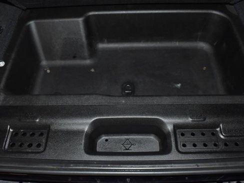 Used 2022 Jeep Wrangler Unlimited Sahara w/ Cold Weather Group image 33