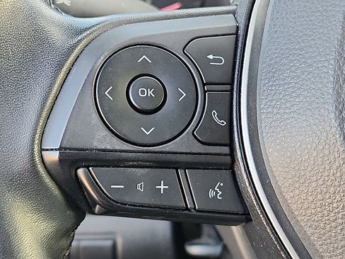 Used 2022 Toyota Corolla SE image 20