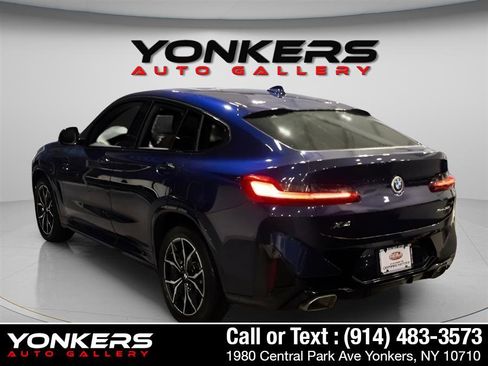 Used 2022 BMW X4 xDrive30i w/ M Sport Package image 5