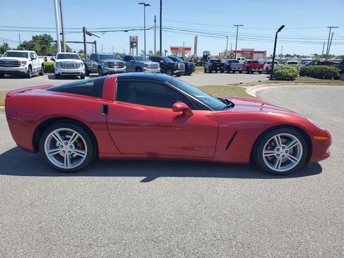 Used 2009 Chevrolet Corvette Coupe w/ Preferred Equipment Group image 8