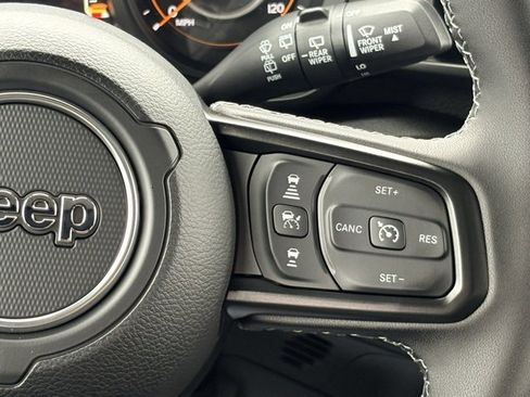 New 2026 Jeep Wrangler Unlimited Rubicon image 19