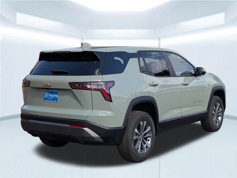 New 2026 Chevrolet Equinox LT w/ Safety and Technology Package image 6