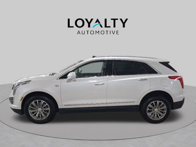 Used 2018 Cadillac XT5 Luxury w/ Driver Awareness Package AWD/4WD image 2