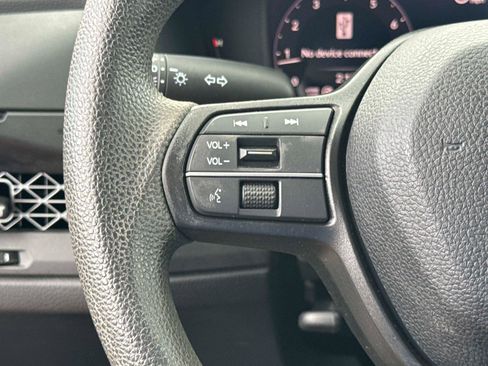 Certified 2023 Honda Accord EX image 29