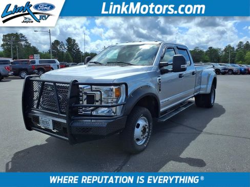 Used 2022 Ford F350 XLT image 1