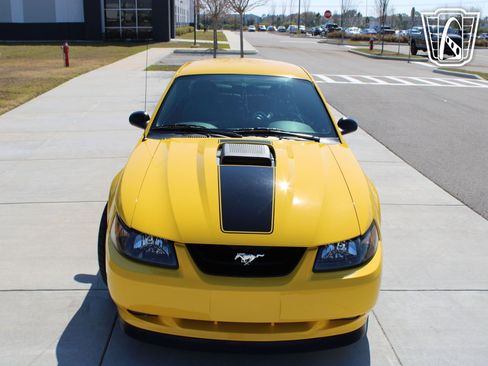 Used 2004 Ford Mustang Mach 1 image 2