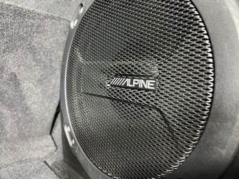 Used 2022 Jeep Wrangler Unlimited Rubicon w/ Cold Weather Group image 27