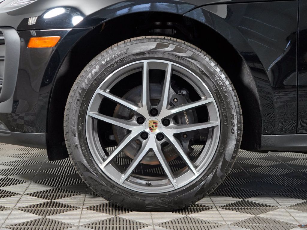 Used 2024 Porsche Macan w/ Premium Plus Package AWD/4WD image 13