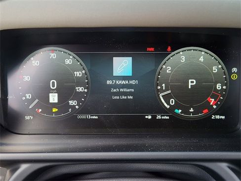 New 2026 Land Rover Defender 110 X-Dynamic SE image 11