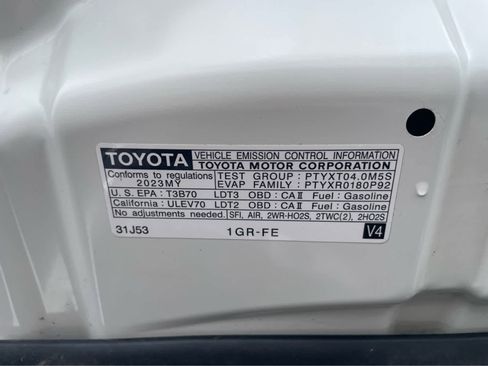 Used 2023 Toyota 4Runner 40th Anniversary SE image 38