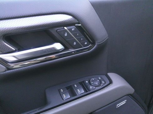 Used 2024 Chevrolet Silverado 1500 ZR2 w/ Technology Package image 17