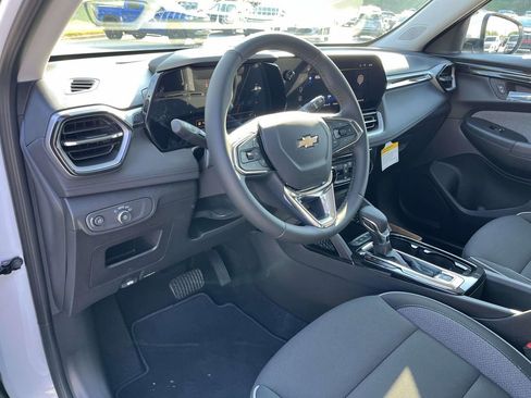 New 2026 Chevrolet TrailBlazer LT w/ Convenience Package image 16