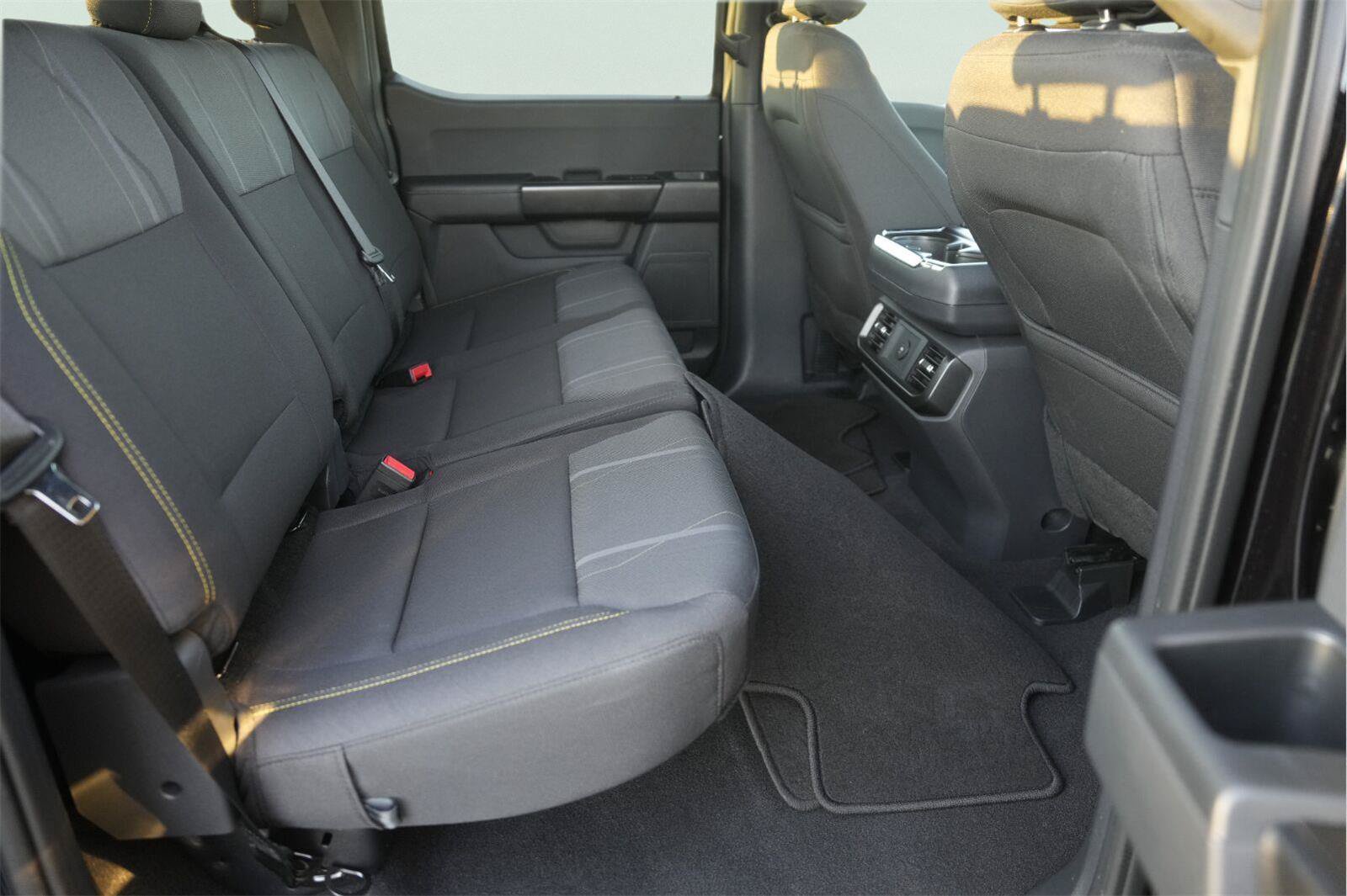 Used 2025 Ford F150 STX w/ Equipment Group 200A RWD image 15