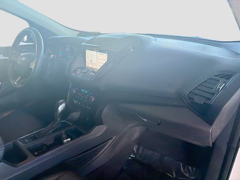 Used 2019 Ford Escape Titanium image 32