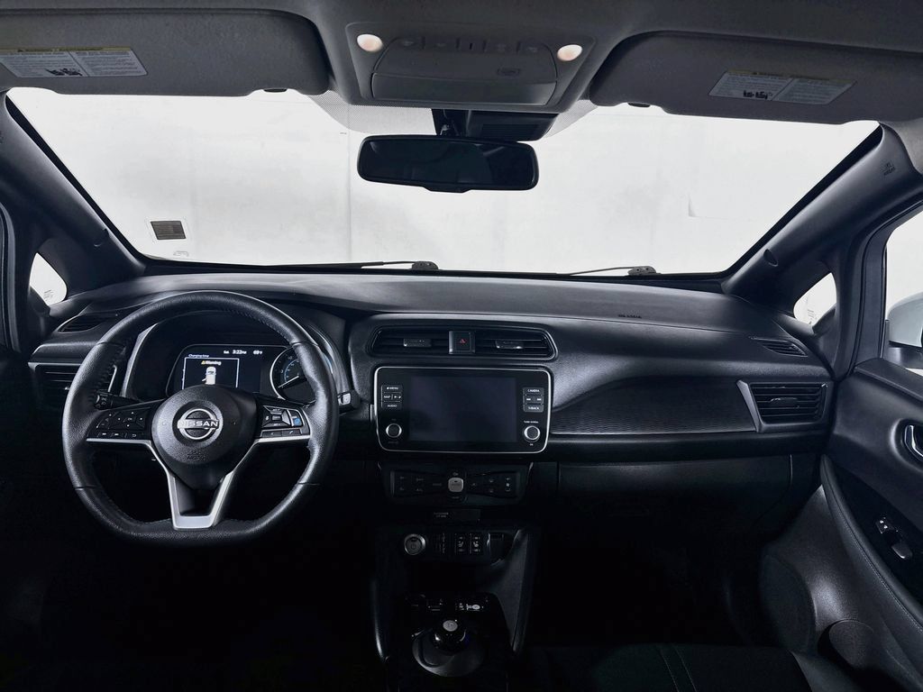 Used 2025 Nissan Leaf SV Plus FWD image 12