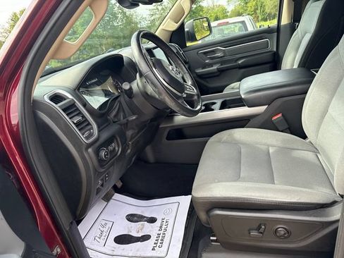 Used 2019 RAM 1500 Big Horn AWD/4WD image 8