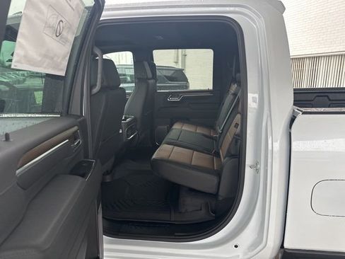New 2026 Chevrolet Silverado 2500 High Country w/ High Country Premium Package AWD/4WD image 31