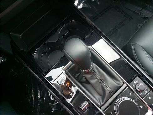 New 2025 MAZDA CX-30 AWD 2.5 S w/ Select Sport Pkg image 25