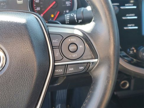 Used 2018 Toyota Camry XSE image 23