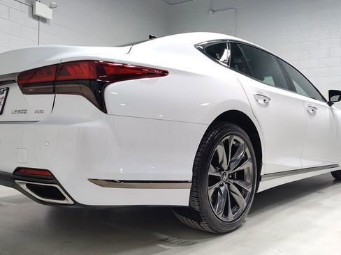 Used 2022 Lexus LS 500 F Sport image 7