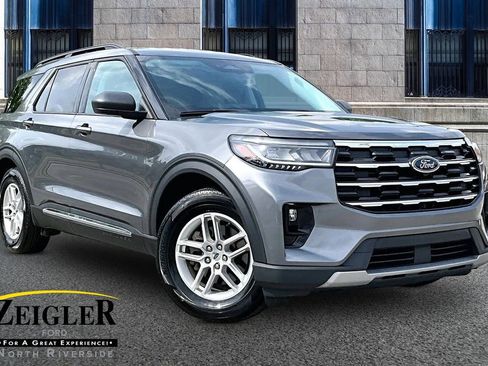 Used 2025 Ford Explorer Active w/ Active Comfort Package RWD image 1