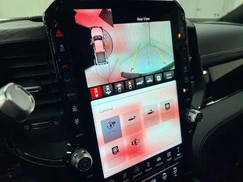 New 2026 RAM 2500 Limited AWD/4WD image 16