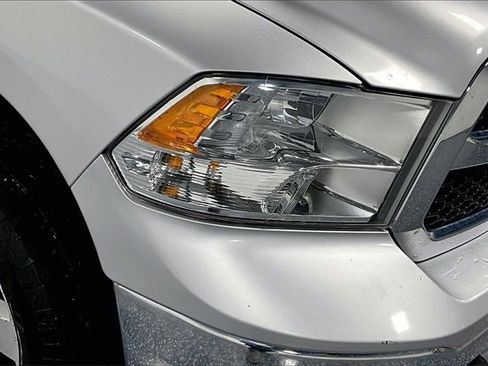 Used 2013 RAM 1500 Classic SLT w/ Remote Start & Security Group image 28