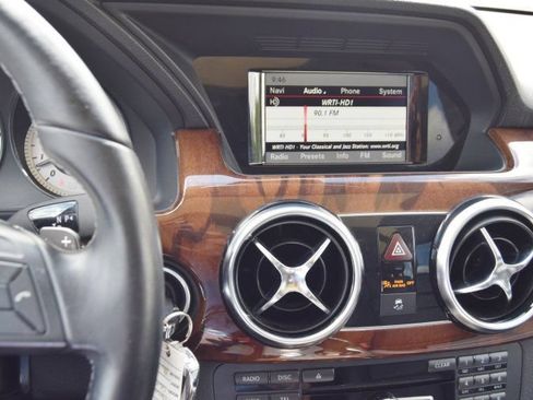 Used 2013 Mercedes-Benz GLK 350 4MATIC image 27