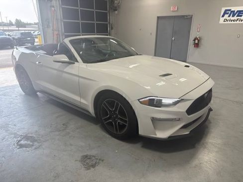 Used 2020 Ford Mustang Premium RWD image 18