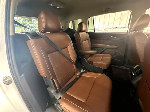 Used 2023 Volkswagen Atlas SE w/ Black Wheel Package FWD image 28