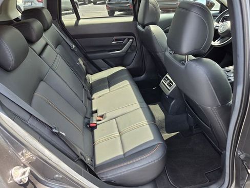 Used 2025 MAZDA CX-50 AWD 2.5 S w/ Premium Plus Pkg image 17
