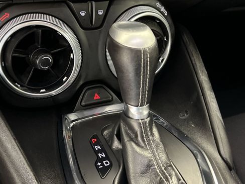 Used 2021 Chevrolet Camaro LT RWD image 23