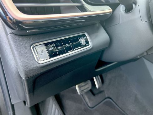 New 2026 Buick Envision Sport Touring image 16