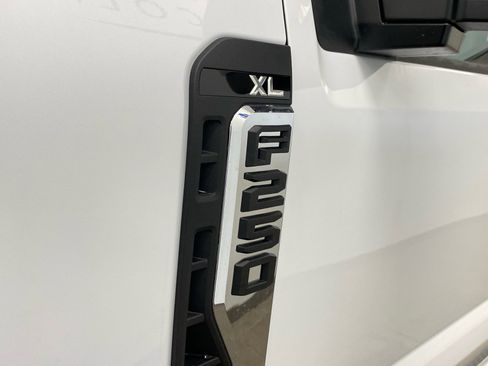 New 2026 Ford F250 XL w/ XL Driver Assist Package AWD/4WD image 15